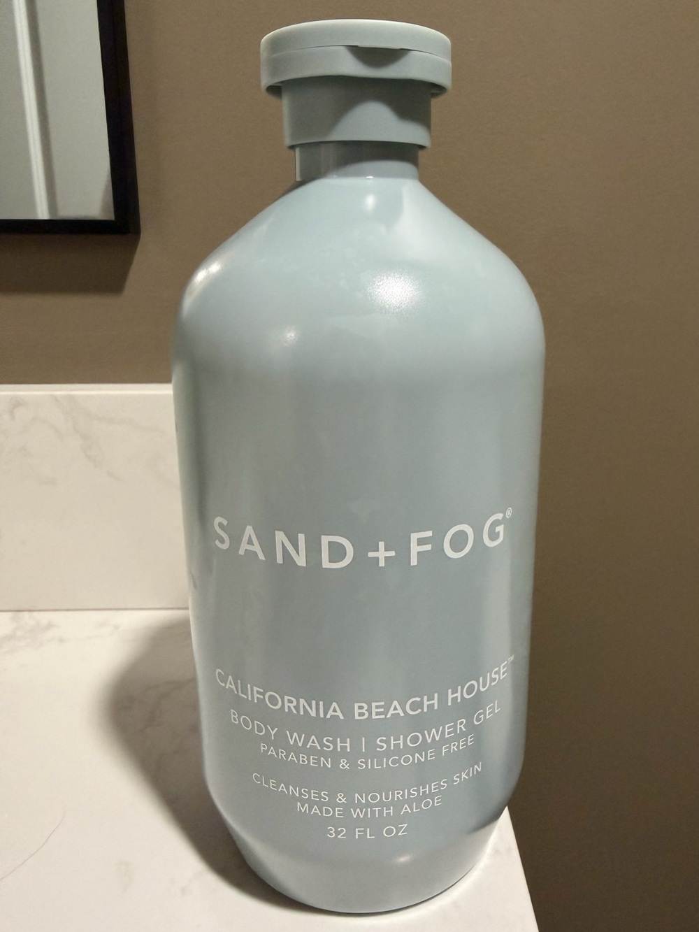 SAND+FOG California Beach House Body Wash - Light Blue